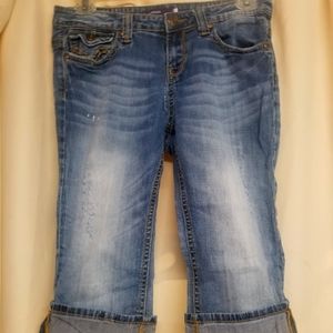 Vigoss Capris Size 11